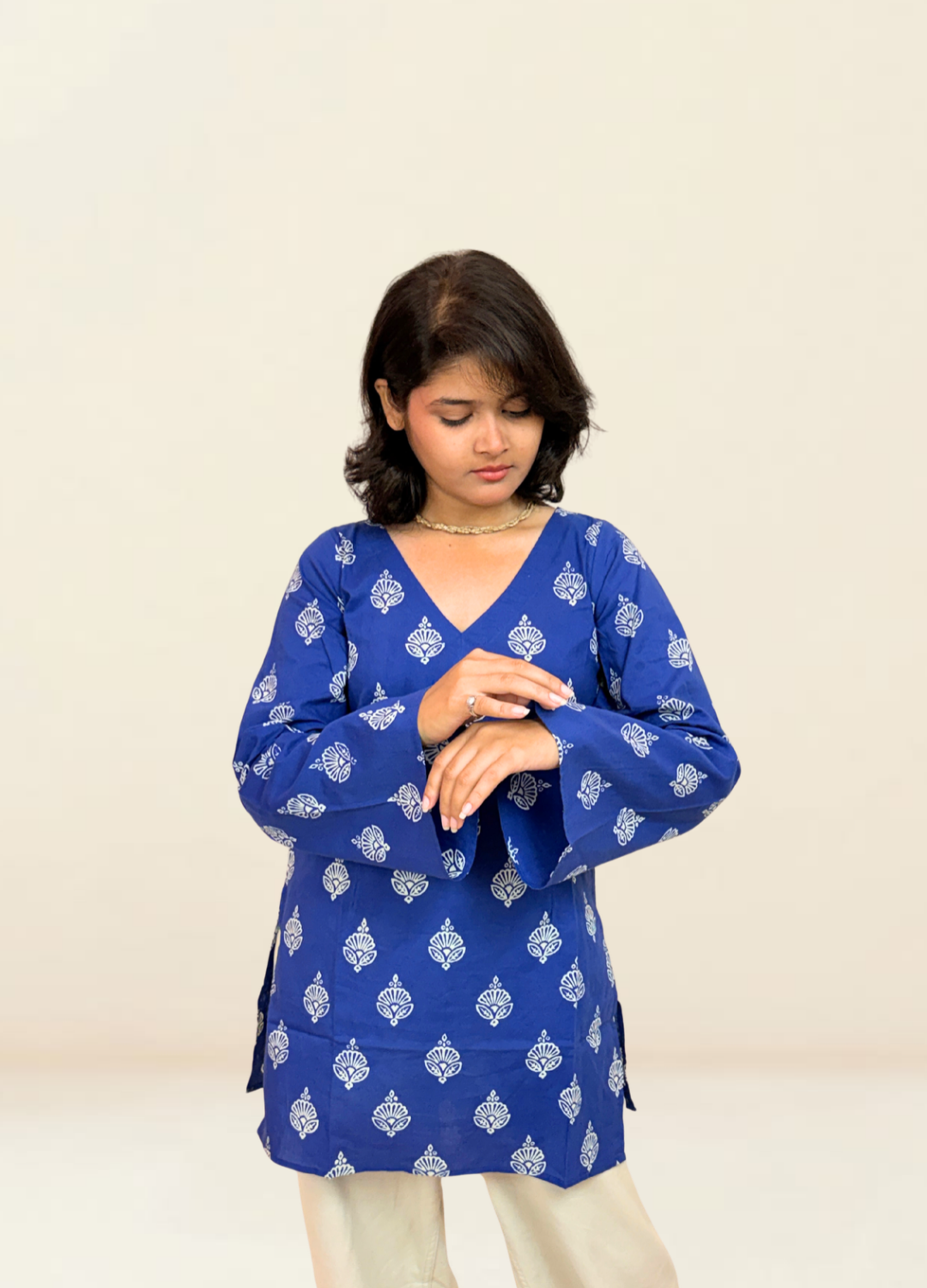 Aadhi Raat - Full Sleeve Kurti