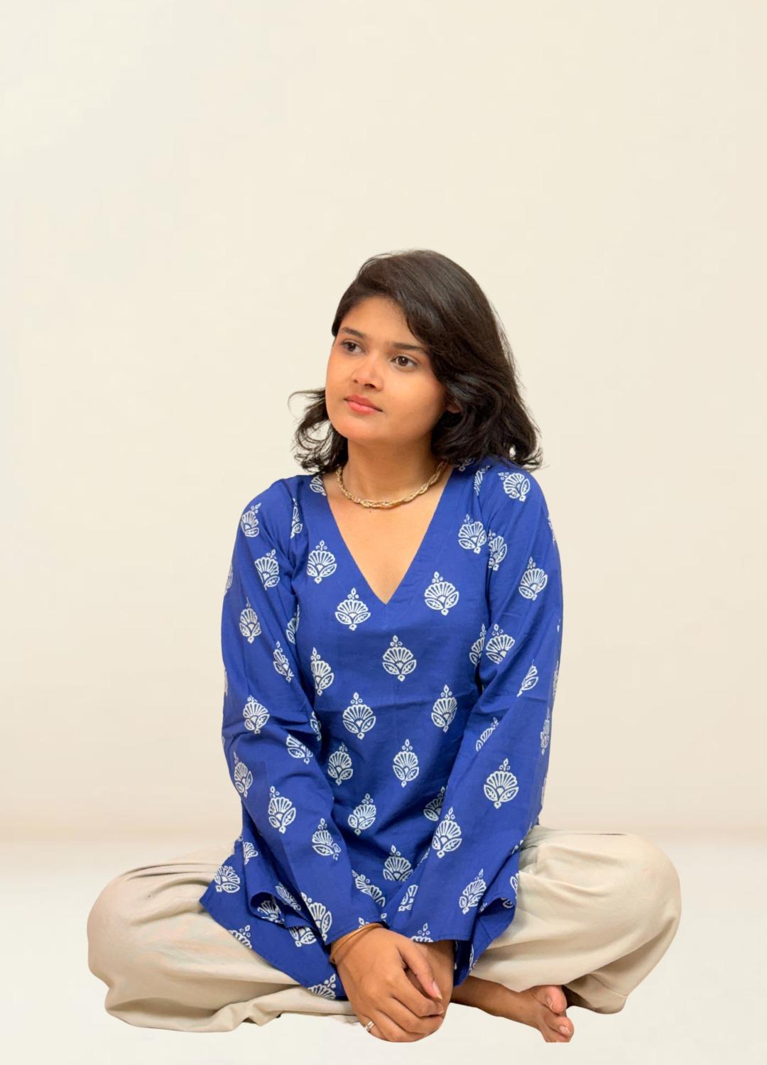 Aadhi Raat - Full Sleeve Kurti