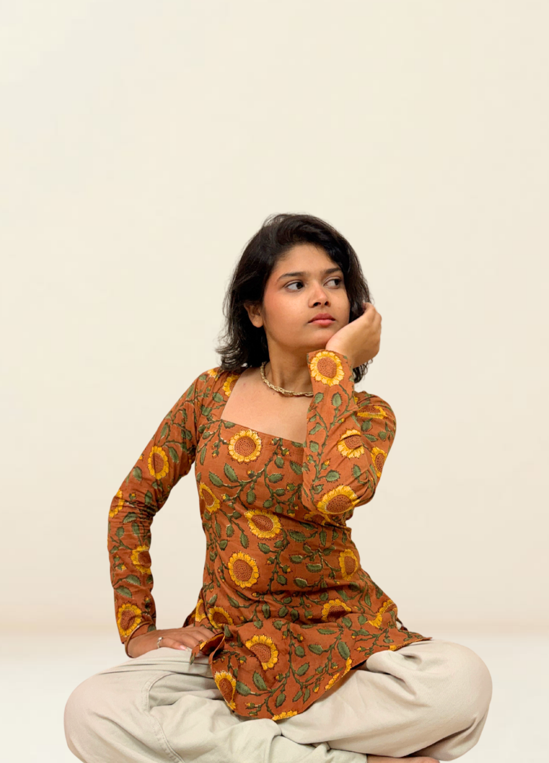 SurajMukhi- Full Sleeve Kurti