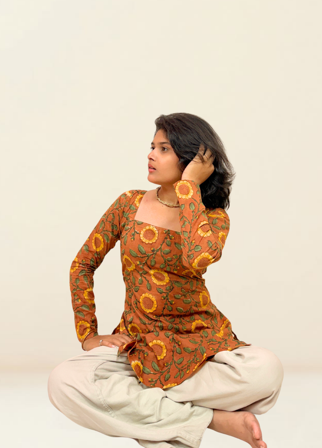 SurajMukhi- Full Sleeve Kurti